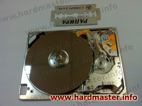Opened HDD Samsung HS25YJZ