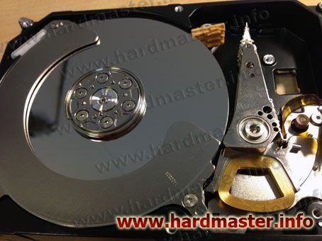 Внутреннее устройство HDD ST3000DM001