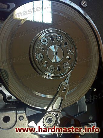 Повреждения SAS IBM ST3146855SS Повреждения SAS IBM ST3146855SS