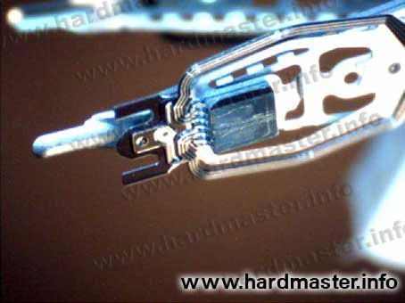 Царапины выводят из строя mr-элементы голов Царапины выводят из строя mr-элементы голов