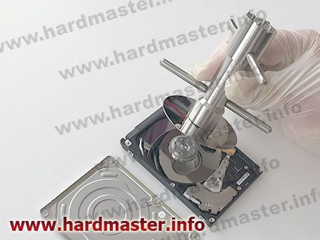 Съёмник пластин для переносного жёсткого диска Съёмник пластин для переносного жёсткого диска