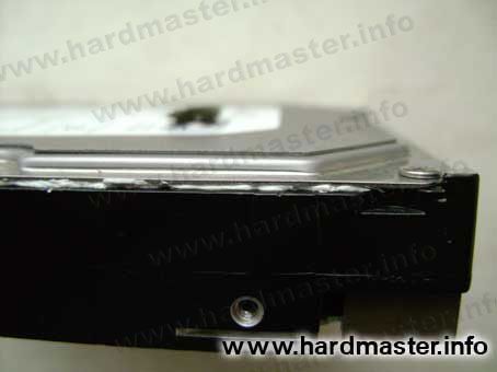 Сохранение герметичности HDD Seagate. Вид сбоку. Сохранение герметичности HDD Seagate. Вид сбоку.