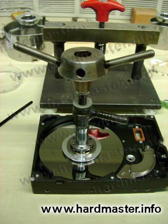 Выпрессовщик пластин Выпрессовщик пластин