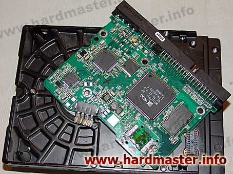 Поломанный HDD WD400BB-75DEA0 Поломанный HDD WD400BB-75DEA0
