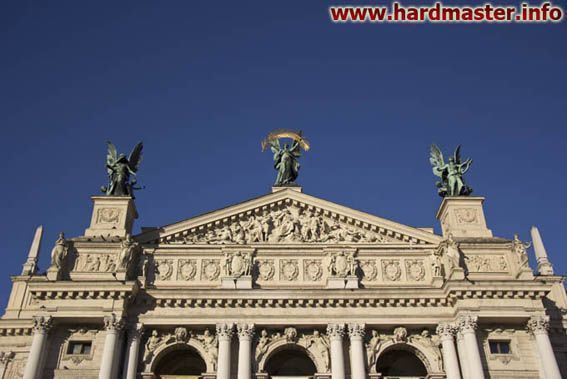 Знаменитая Львовская опера